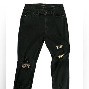Judy Blue Black‎ Destroyed Leopard Patch Skinny